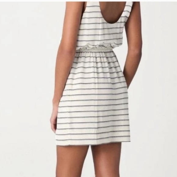 Joie 100% Silk Navy blue striped dress Nwot Sz 4 - Picture 2 of 4